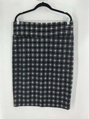Lularoe Women’s Pencil Skirt Two Xl Black And White Check Knee Length 007